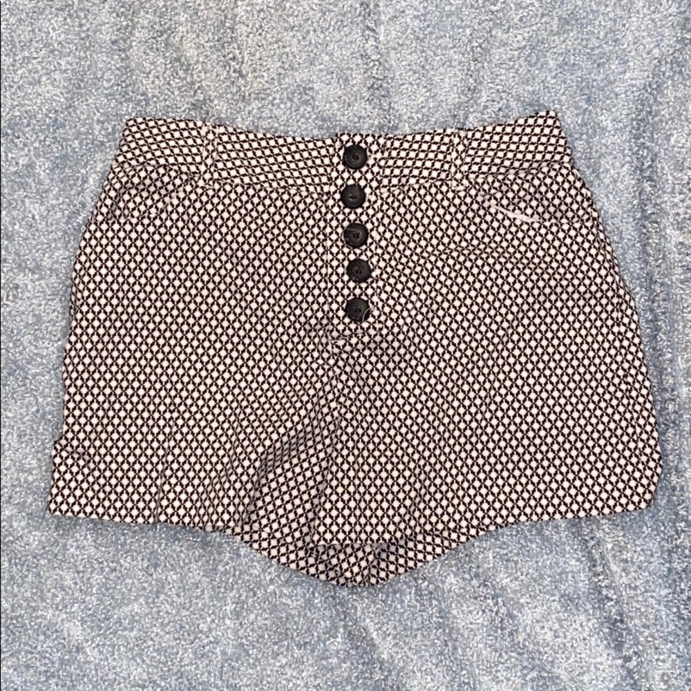 NWOT Patterned shorts